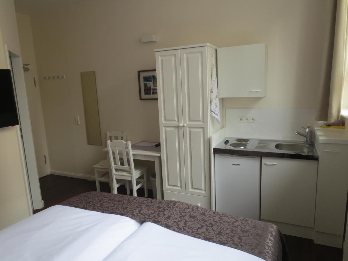 List Five - Your British Guesthouse Stuttgart Eksteriør bilde