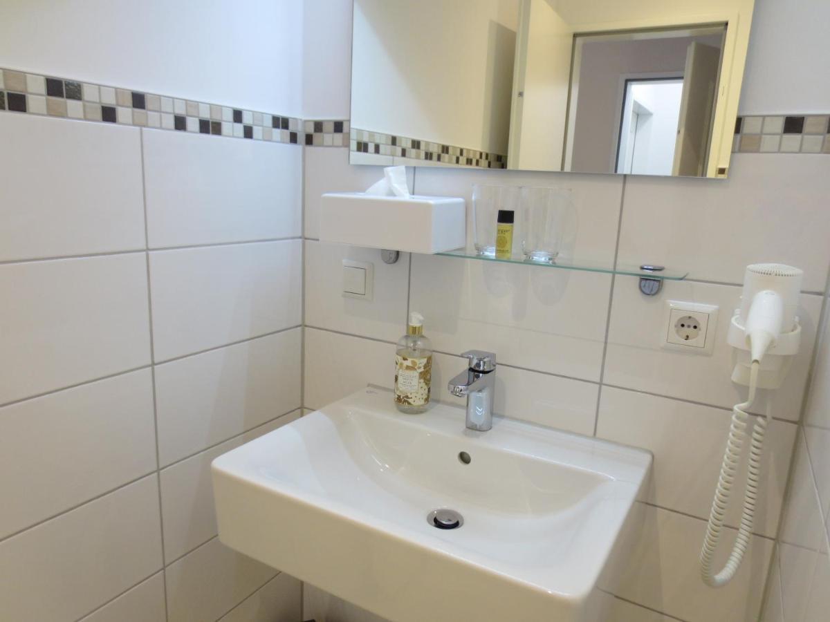 List Five - Your British Guesthouse Stuttgart Eksteriør bilde