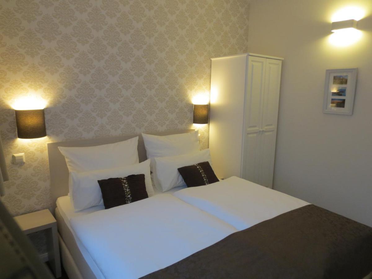 List Five - Your British Guesthouse Stuttgart Eksteriør bilde