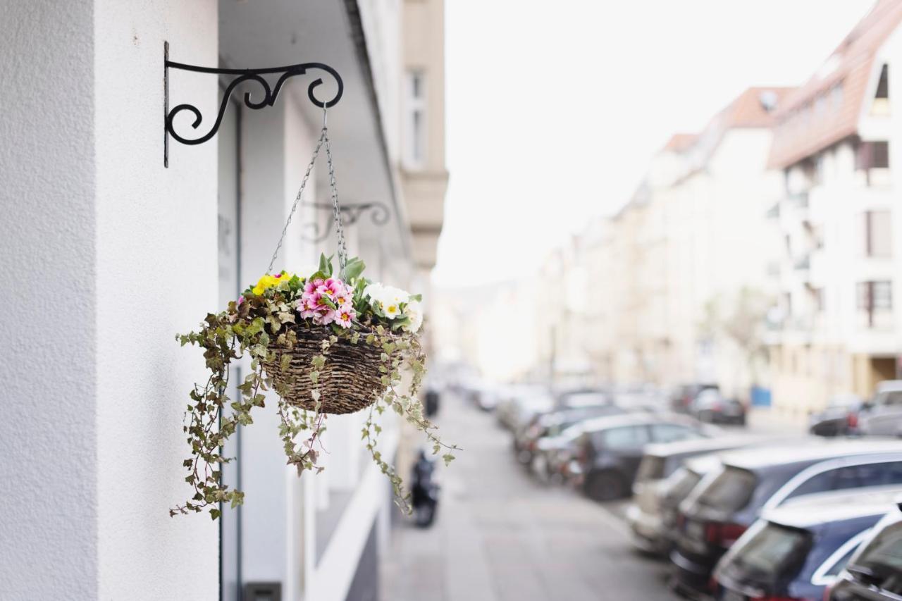 List Five - Your British Guesthouse Stuttgart Eksteriør bilde