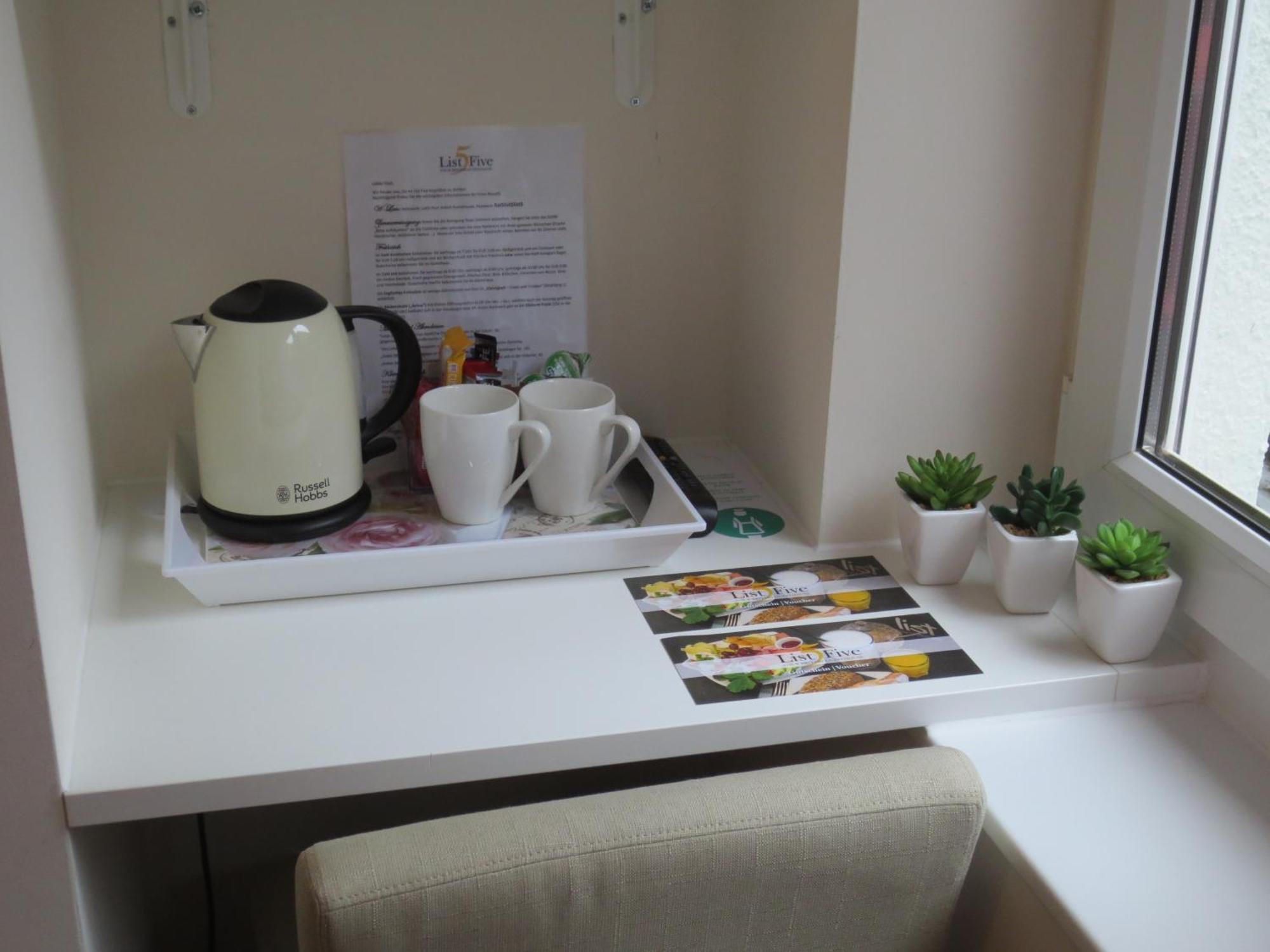 List Five - Your British Guesthouse Stuttgart Eksteriør bilde