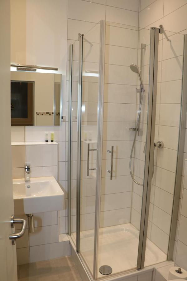 List Five - Your British Guesthouse Stuttgart Eksteriør bilde